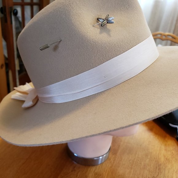 LACK OF COLOR  Hat. Medium. FREE GIFT!! main image 5